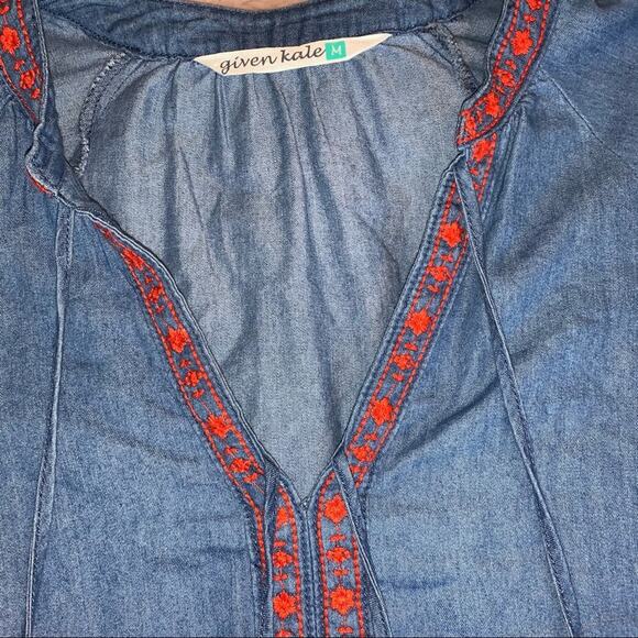 Given Kale Chambray Embroidered Tassel Boho Blouse Size: Medium - Picture 7 of 10